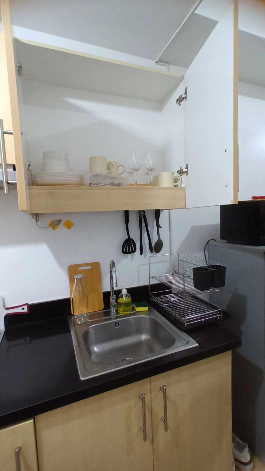 Cozy 1-br Unit In Grass Residences Qc