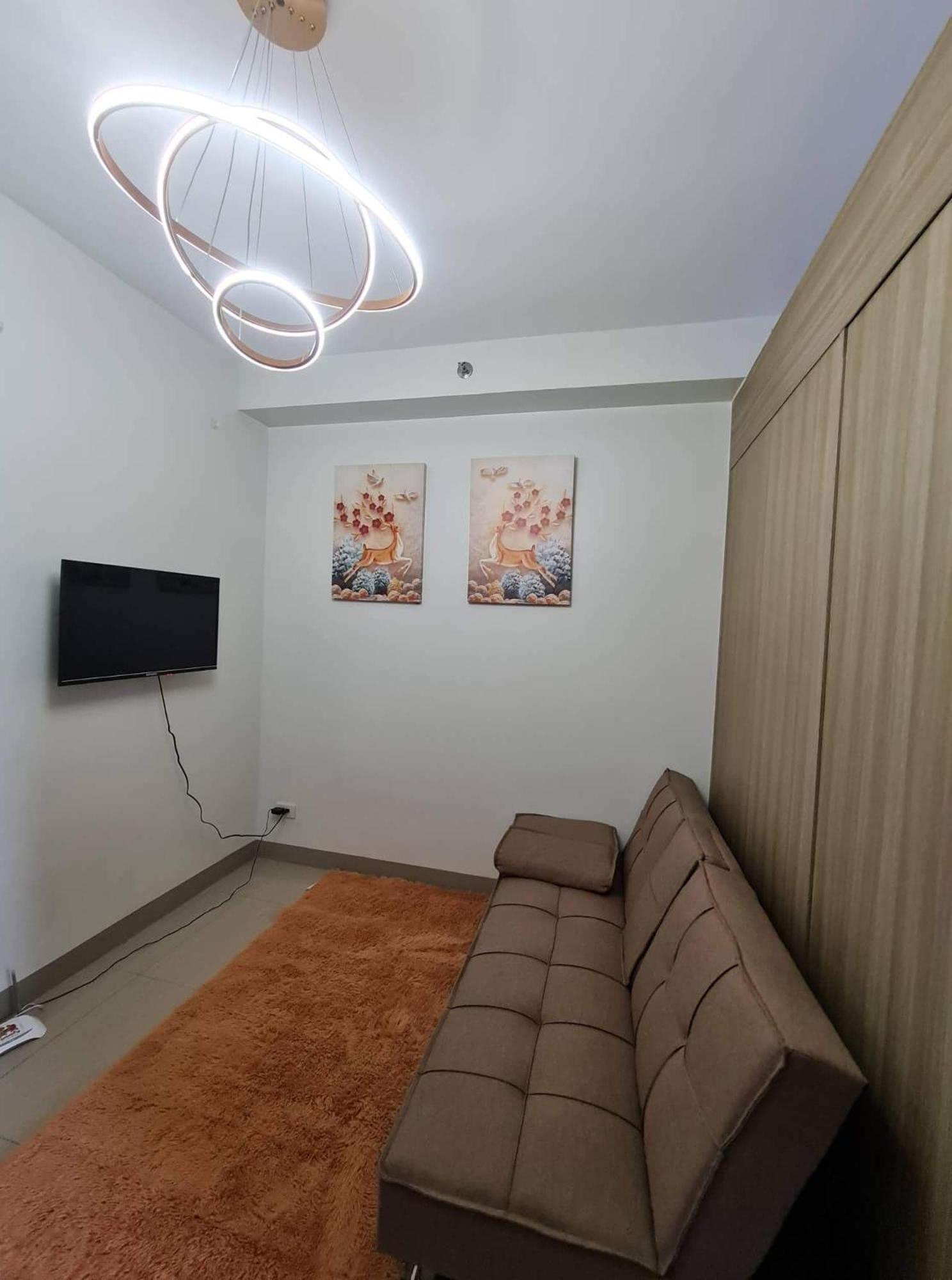 Shore2 Staycation Apartment Manila