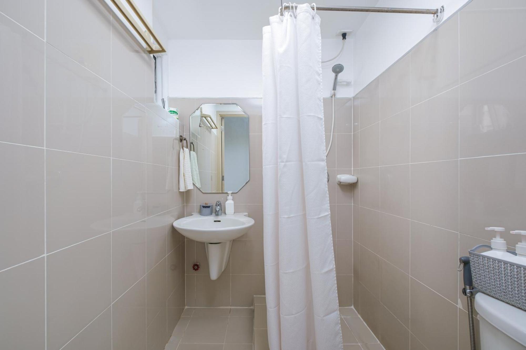 2br Qc Sm Vertis North Edsa For Balikbayan *