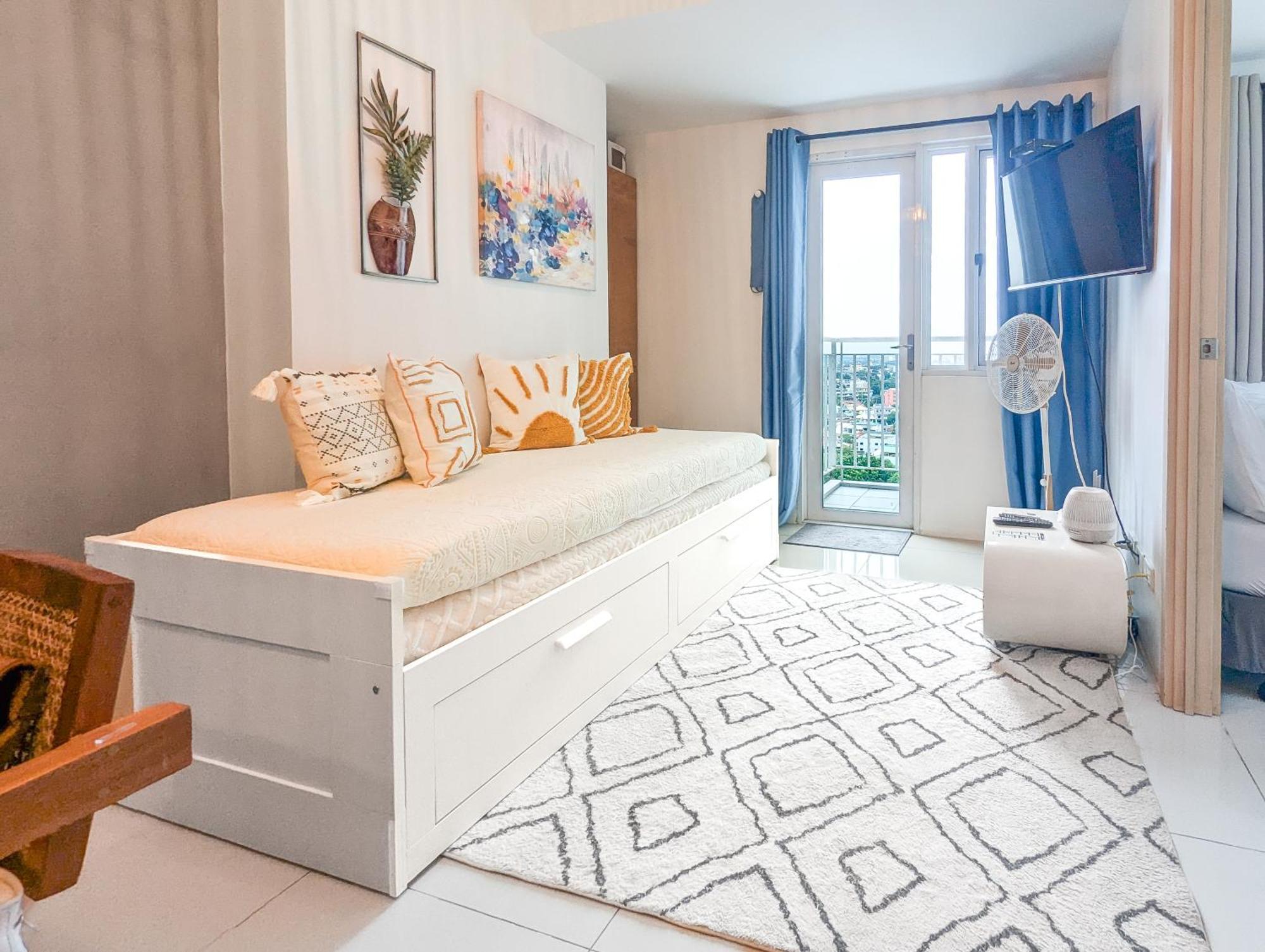 2br Qc Sm Vertis North Edsa For Balikbayan * Manila