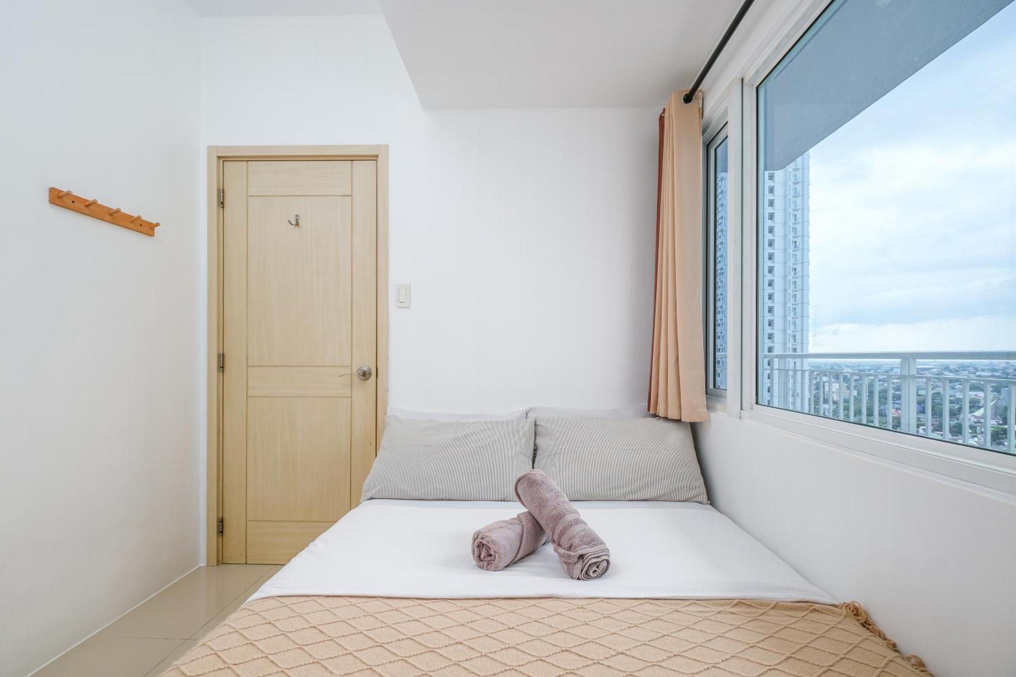Apartamento 2br Qc Sm Vertis North Edsa For Balikbayan