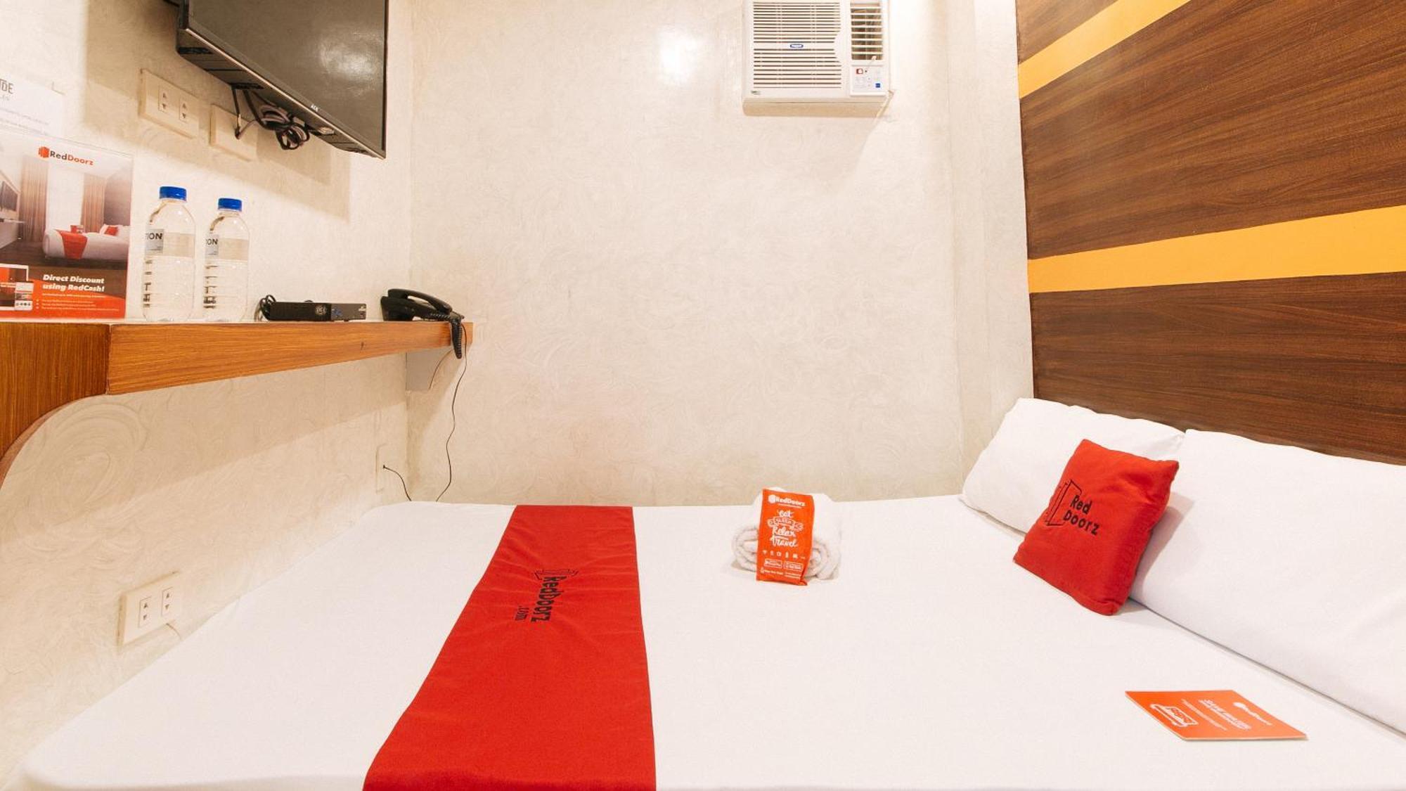 Hotel Reddoorz @ Piy Margal Sampaloc Manila