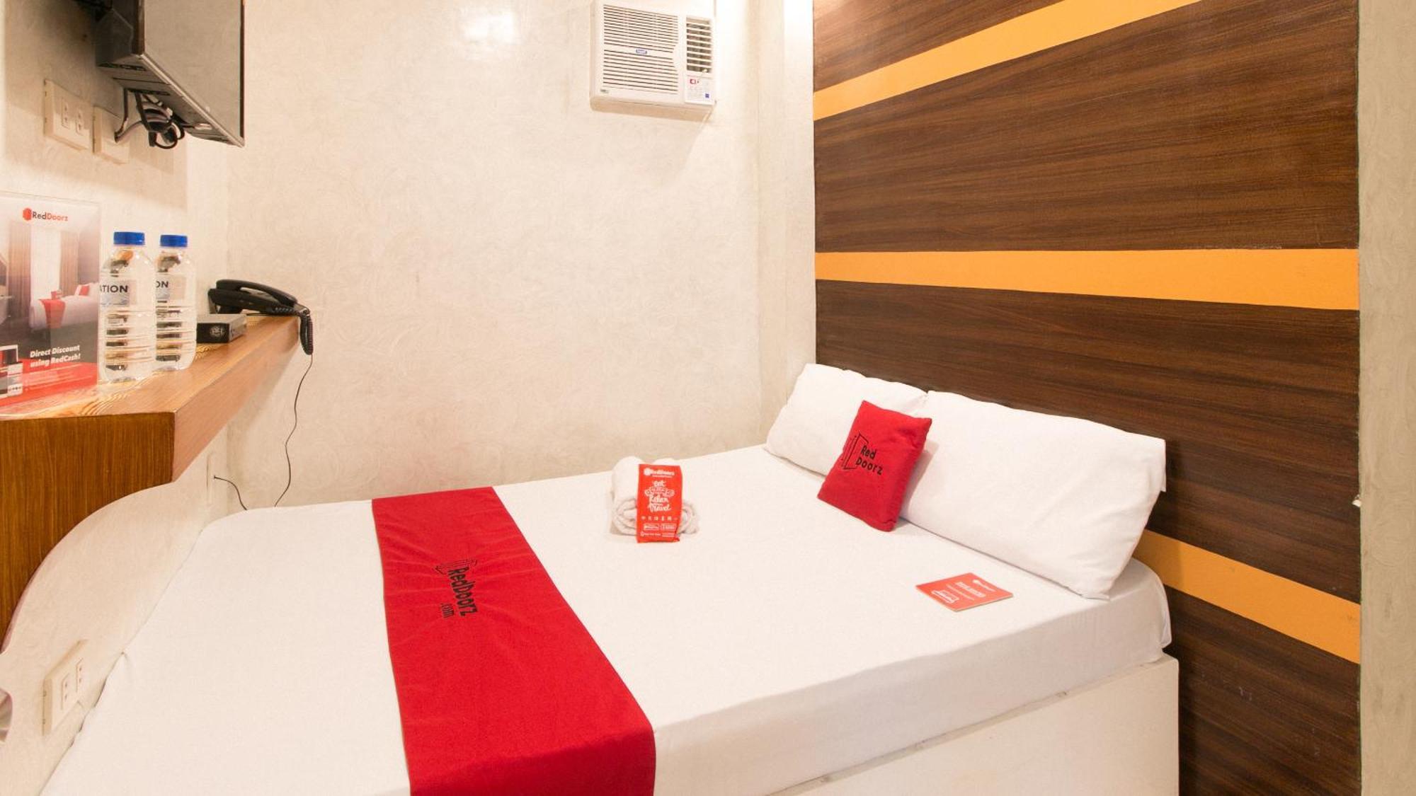 Reddoorz @ Piy Margal Sampaloc Hotel