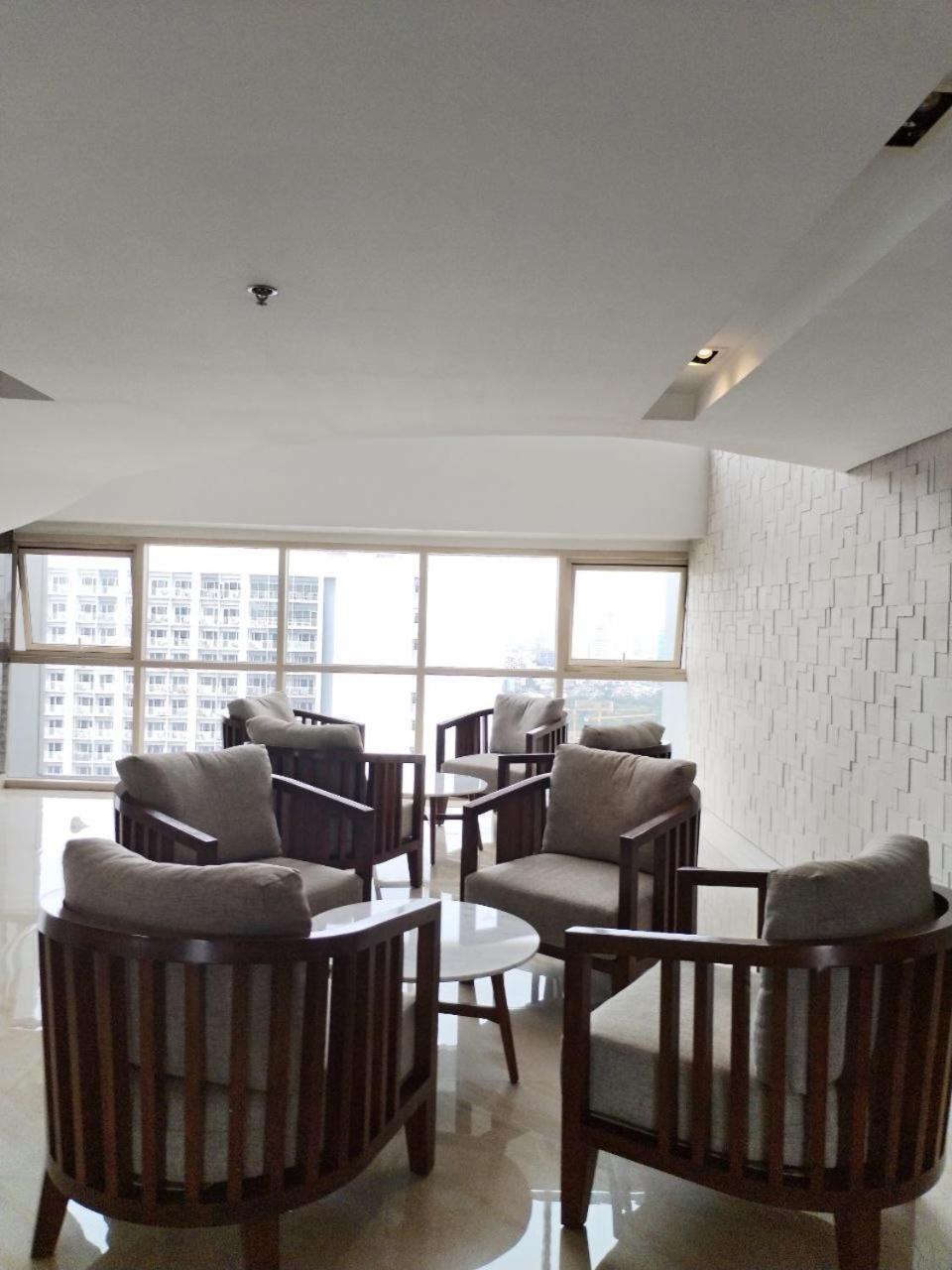 Near Moa Good For Sleeping With Bayview,sofa And Wifi 3146 * Manila