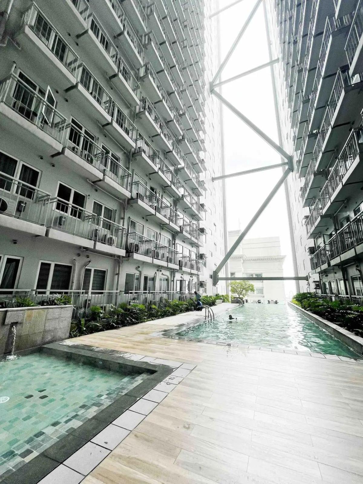 Apartment Unit In Green Residences Taft Next To De La Salle University