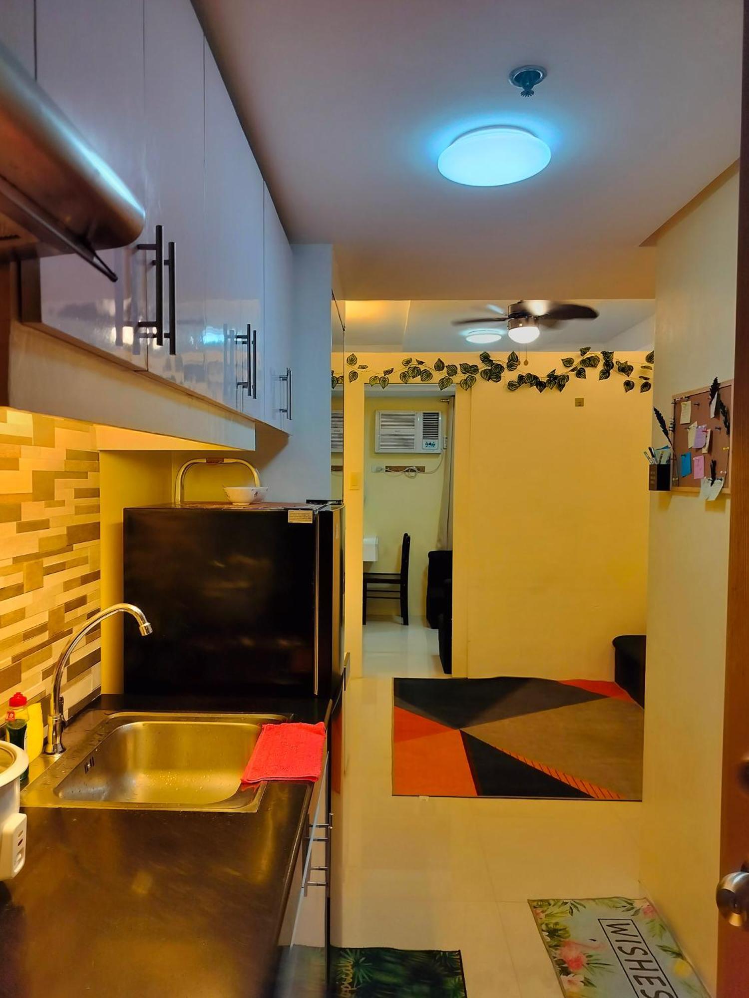 Mplace Staycation 2807 Tower C Apartment Manila