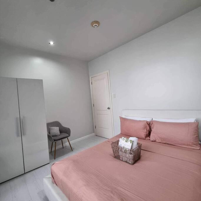 Apartment Cozy Two Bedroom Flat In The Gramercy Residences *