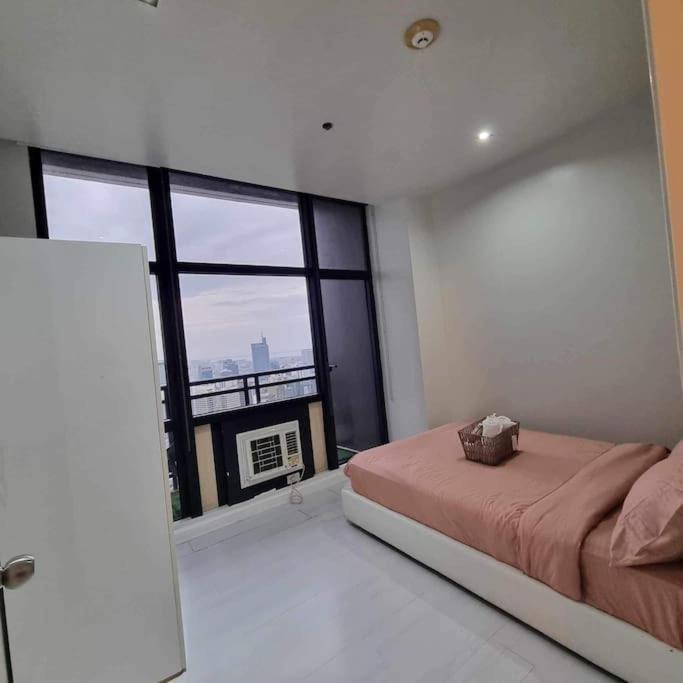Apartment Cozy Two Bedroom Flat In The Gramercy Residences