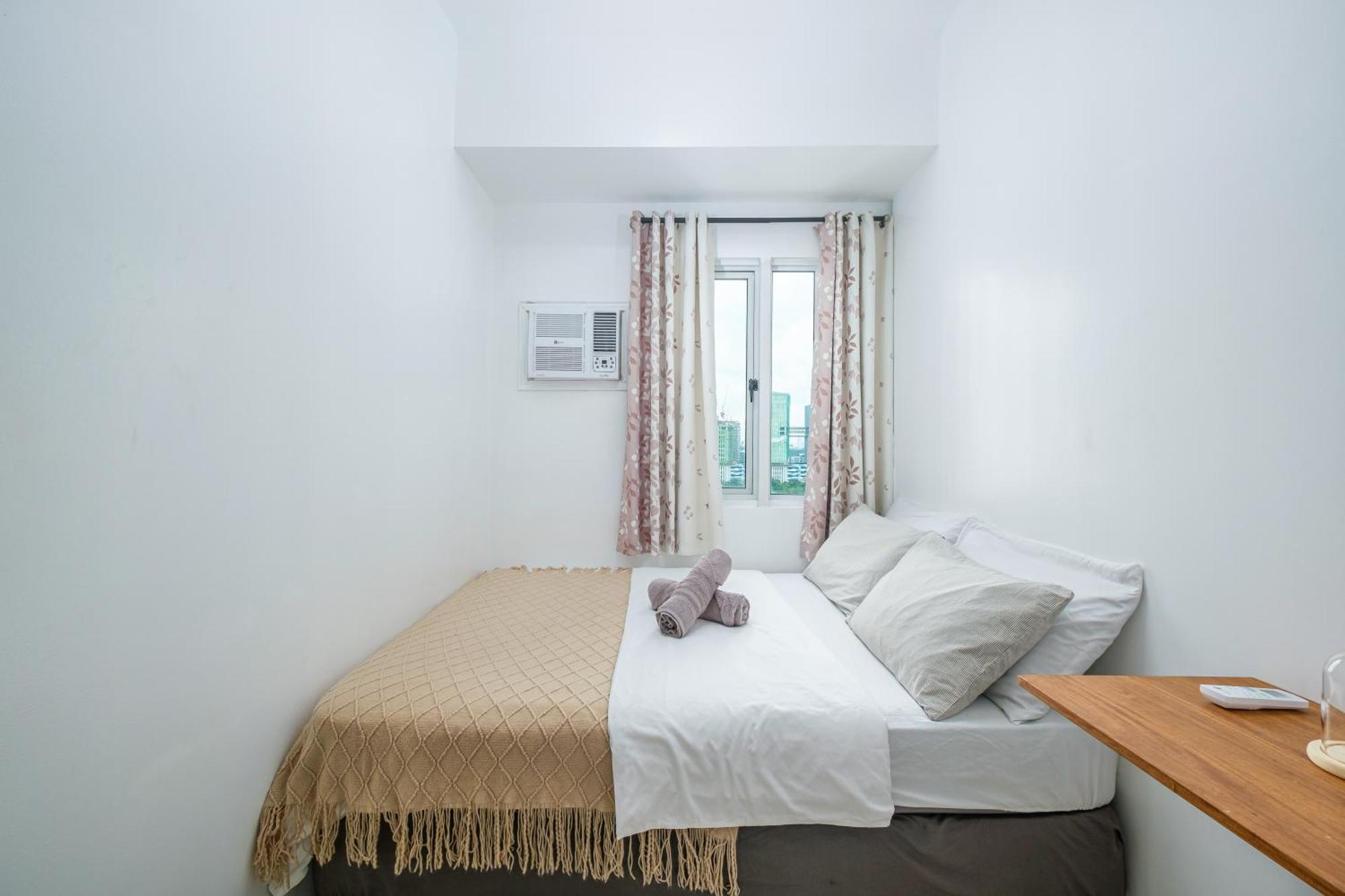 Apartamento 2br Qc Sm Vertis North Edsa For Balikbayan *