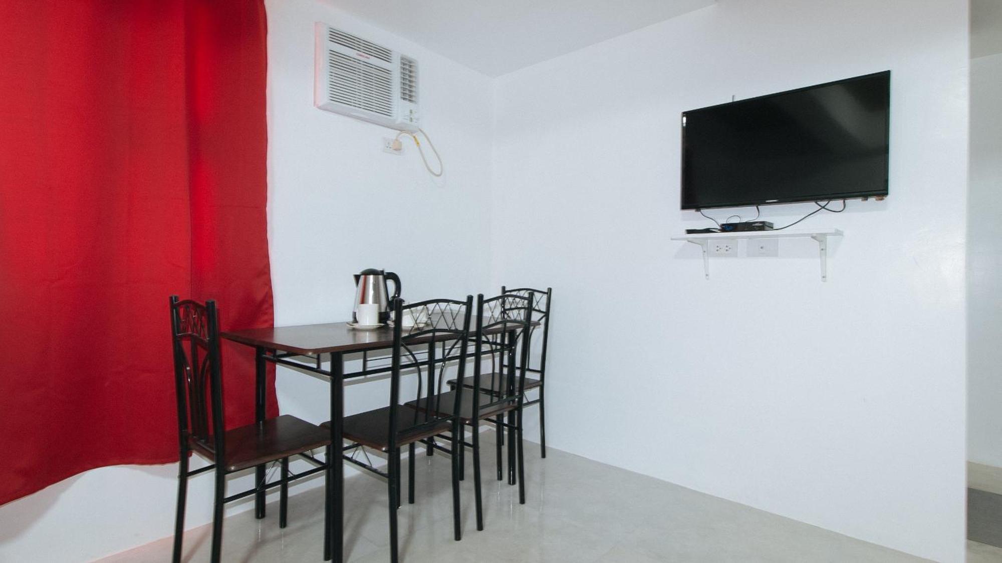 Reddoorz Near Ust Sampaloc *