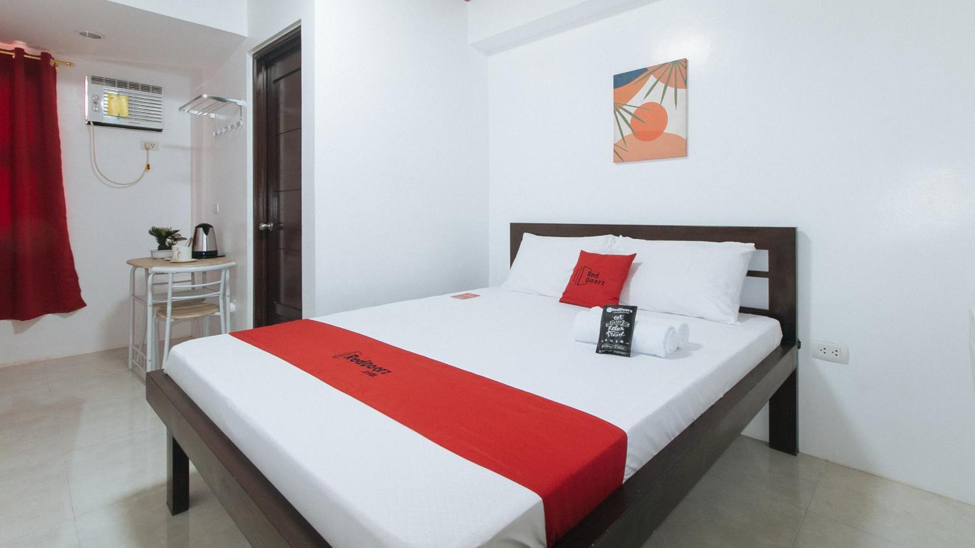 Reddoorz Near Ust Sampaloc *