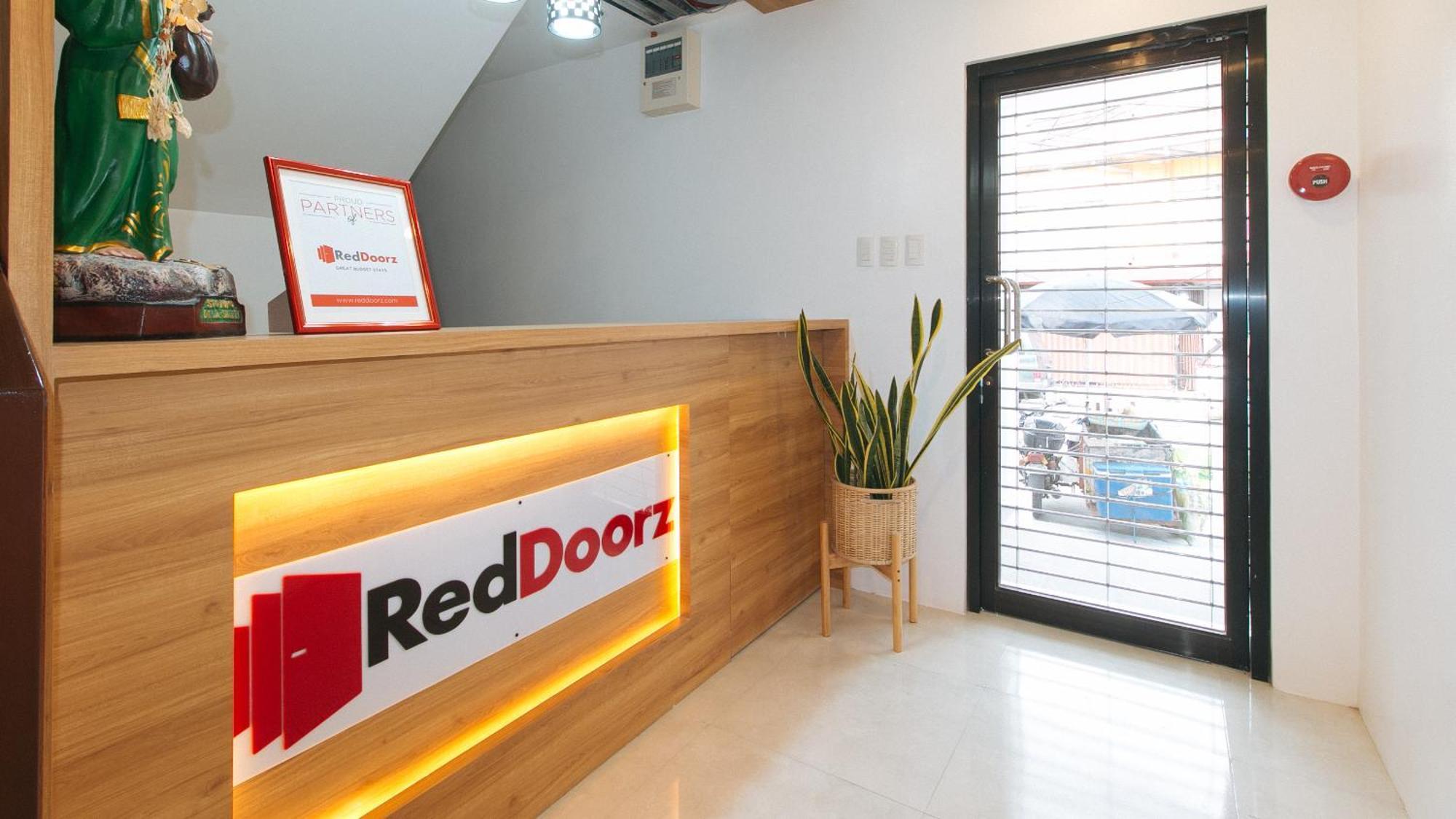 Hotel Reddoorz Near Ust Sampaloc