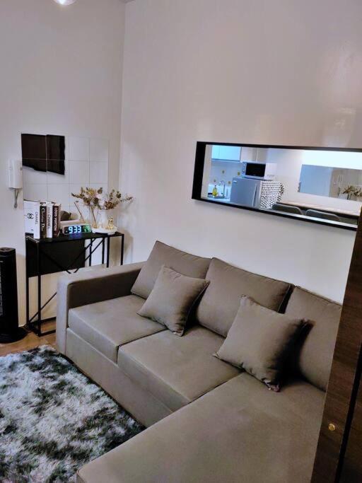 1br Free Parking With Balcony Near Rcbc, Trident, Mmc