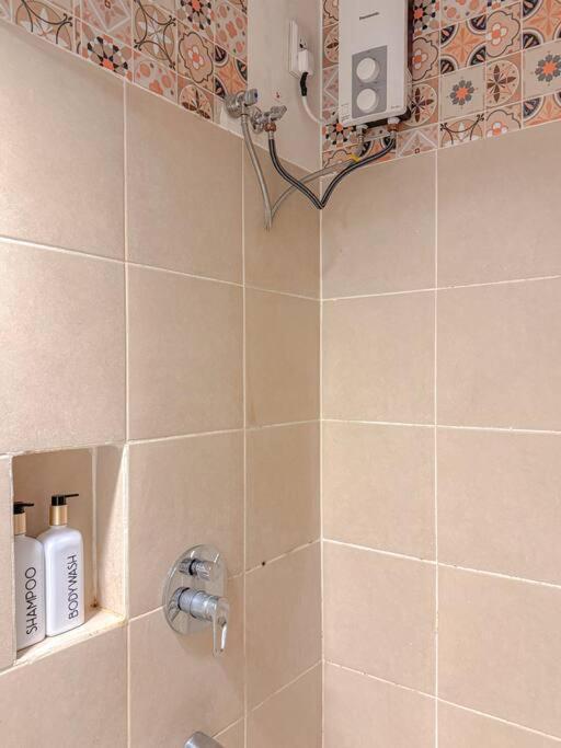 Apartment The Celandine Near Ayala Mall Balintawak
