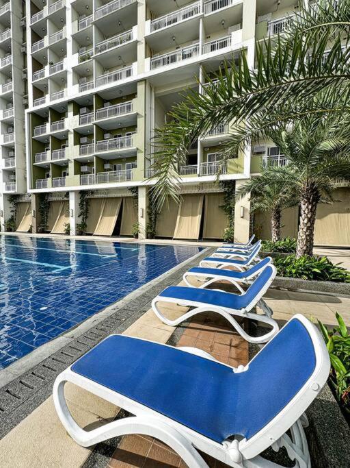 The Celandine Near Ayala Mall Balintawak * Manila