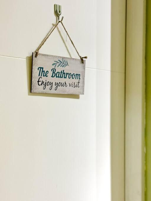 Apartment The Celandine Near Ayala Mall Balintawak