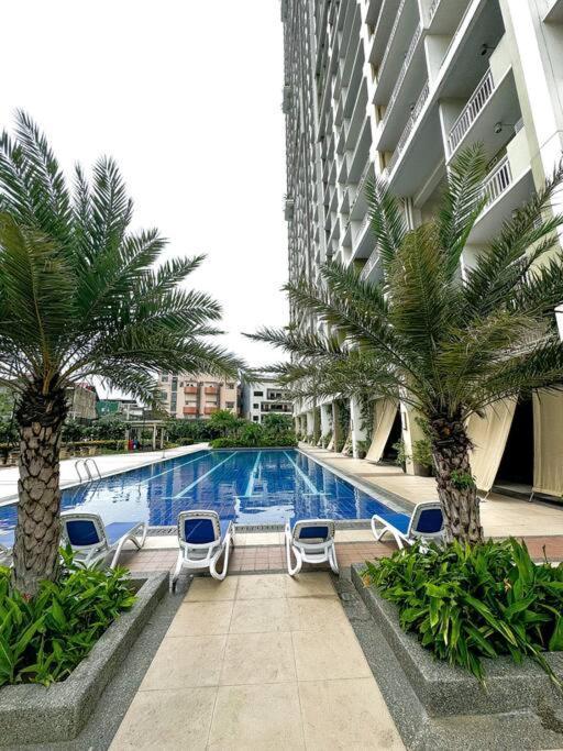 The Celandine Near Ayala Mall Balintawak Apartment *