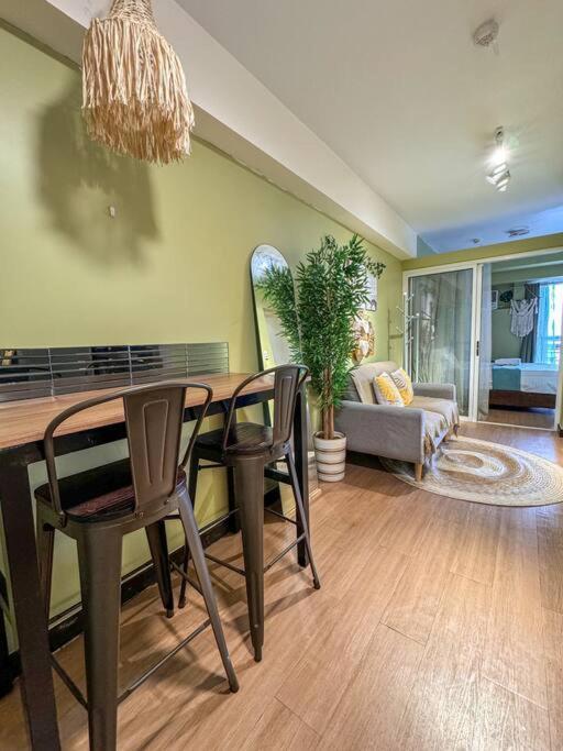 Apartment The Celandine Near Ayala Mall Balintawak Manila