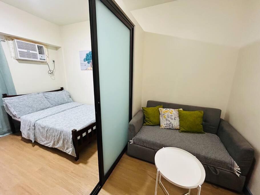 1br Calathea Place Nr Airport, Netflix,50mbps Wifi *
