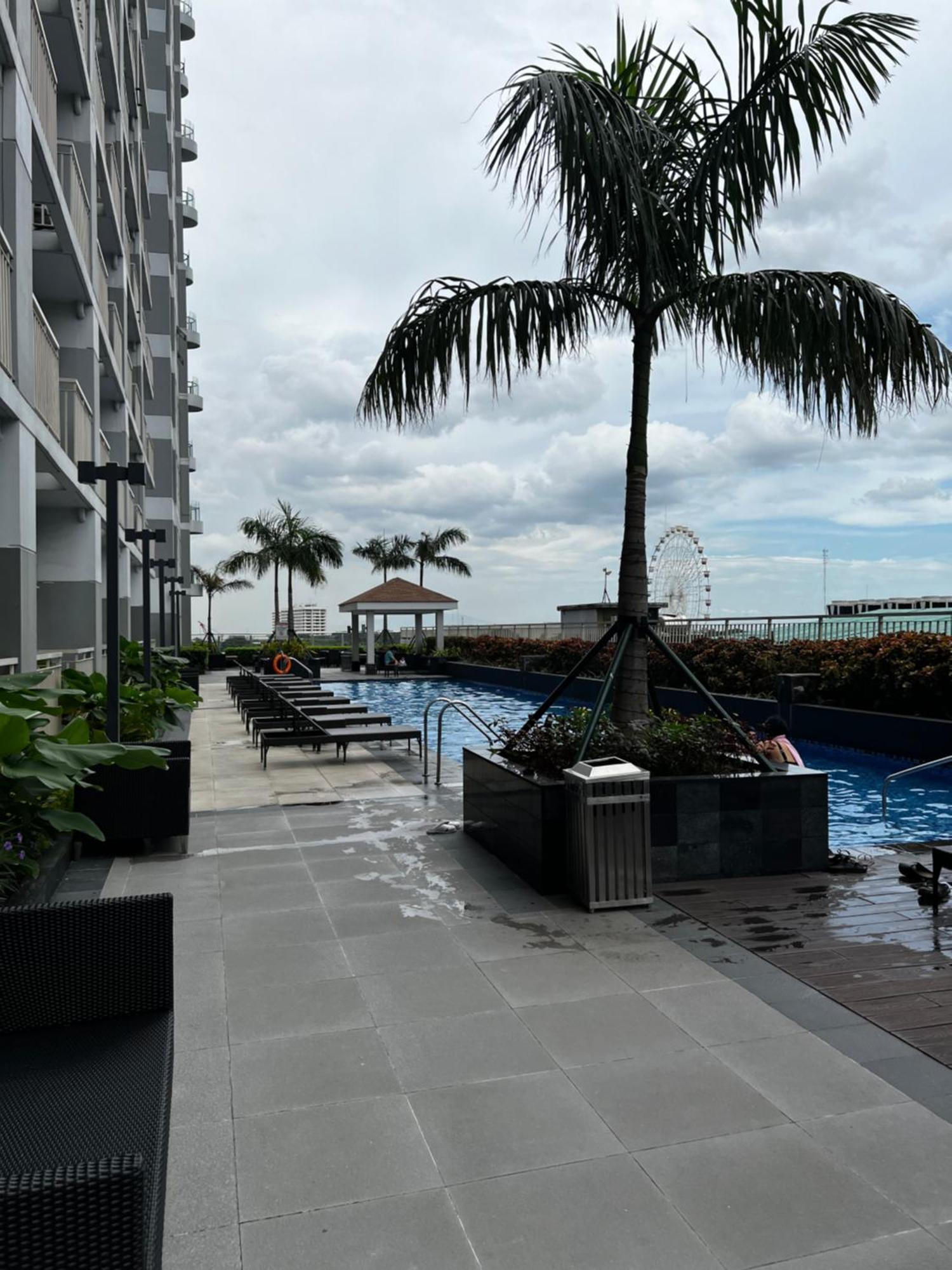 Country-style 1br Family At Coast Residences * Manila