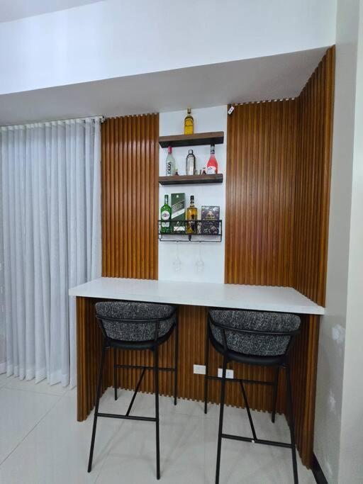 Cozy Corner Manhattan Heights 2bedroom,2bathroom With Amazing View *