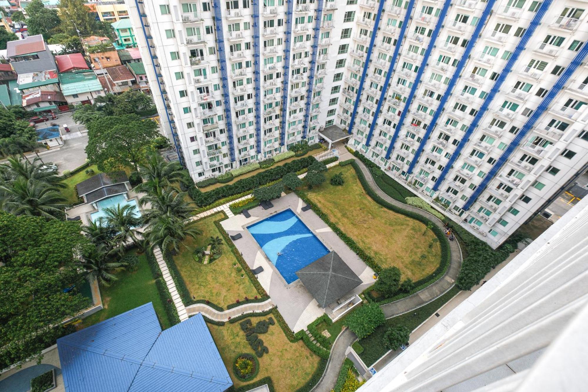 2br Qc Sm Vertis North Edsa For Balikbayan Apartamento Manila