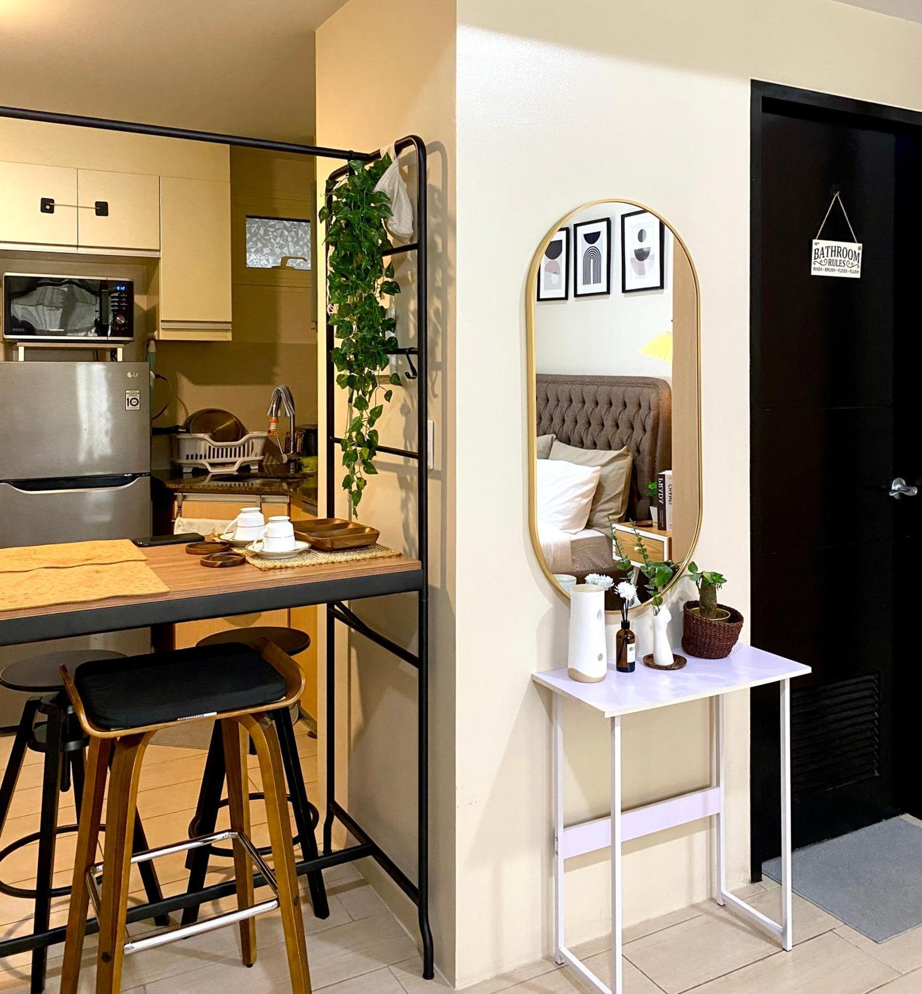 Apartment Layover Staycation Walking Distance To Naia T3 *