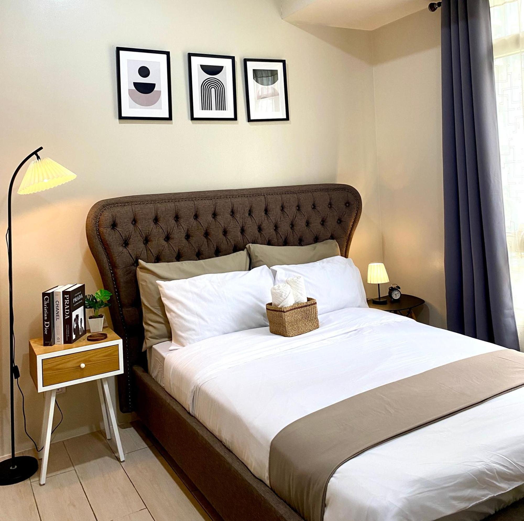 Layover Staycation Walking Distance To Naia T3 * Manila
