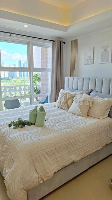 Luxury Bohemian Venice Canal Mall & Bgc Views *