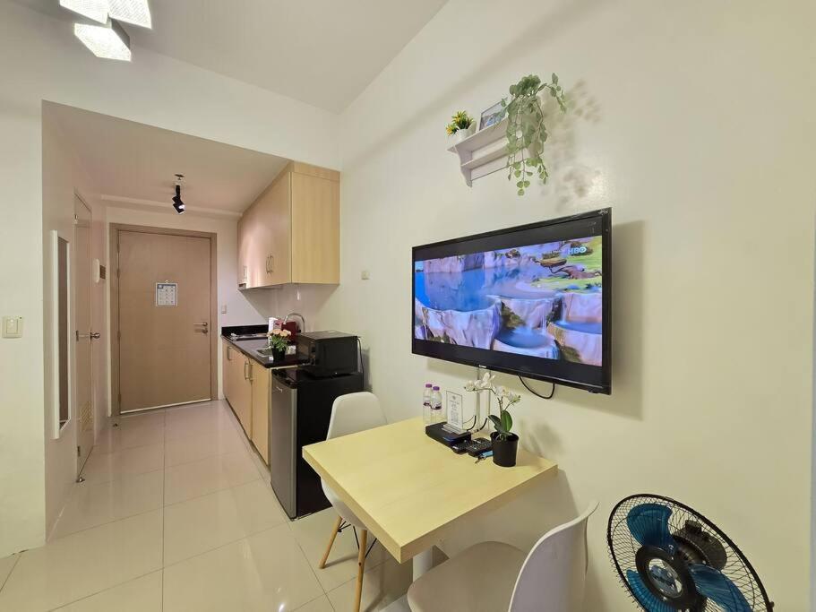 1br Condotel W Balcony Sm Light Residences #lt11 * Manila