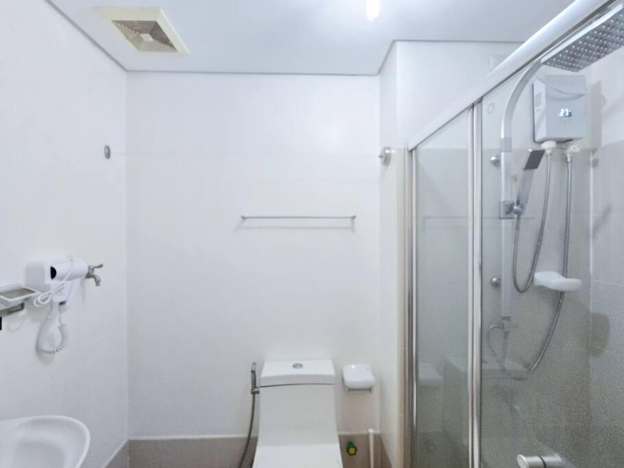 1br Condotel W Balcony Sm Light Residences #lt11 * Manila