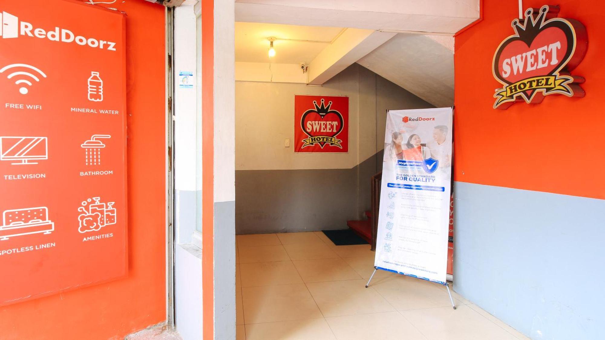 Reddoorz @ P Florentino Street Sampaloc Hotel