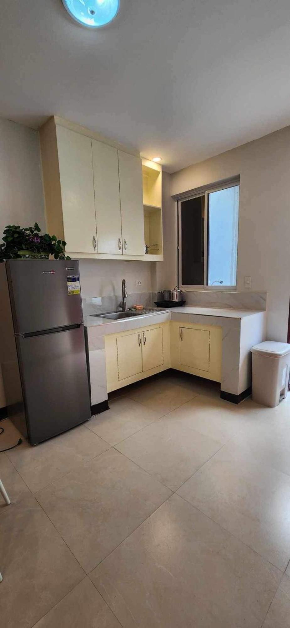 Apartment Kuya And Kambals 2 Bedroom 2 Bath