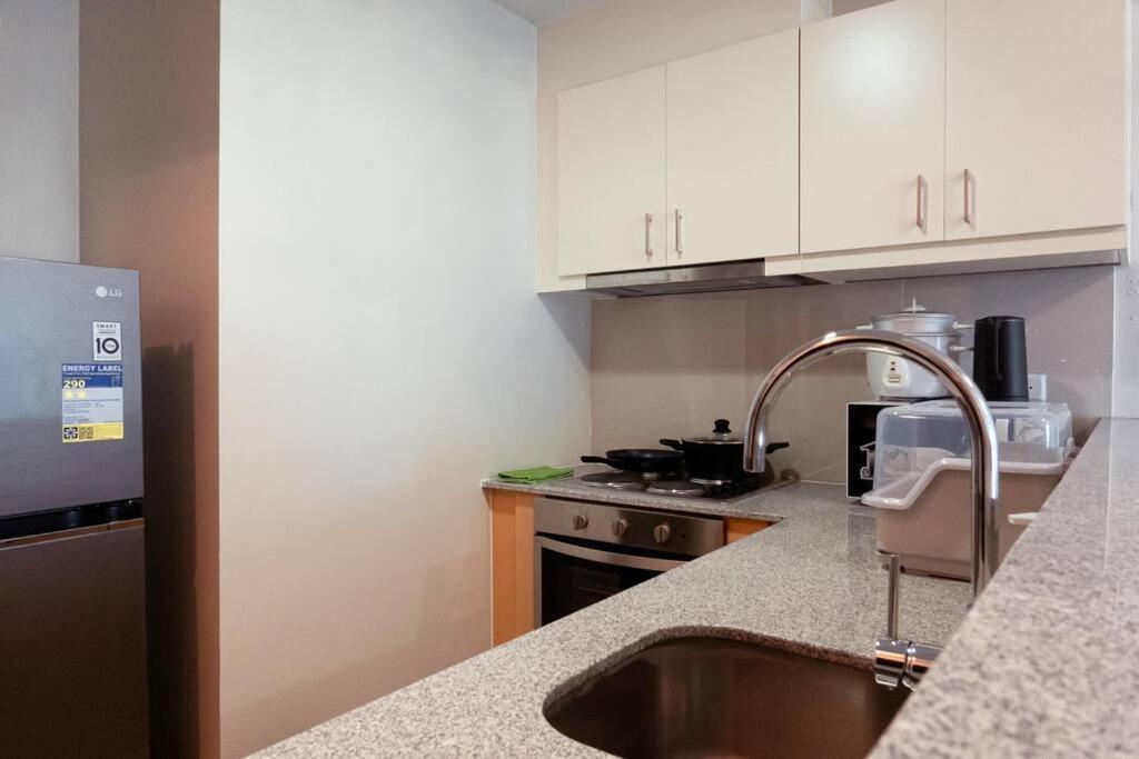 Parksuites Bgc - Spacious 2 Bedroom