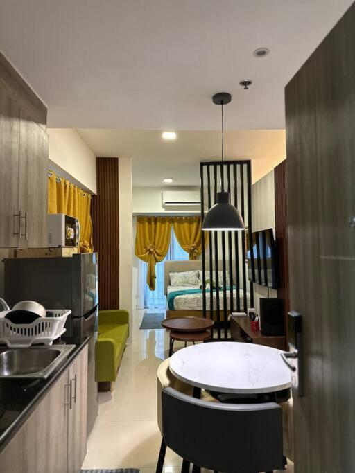 Cozy 2br Unit In Fame Residences, Mandaluyong * Manila