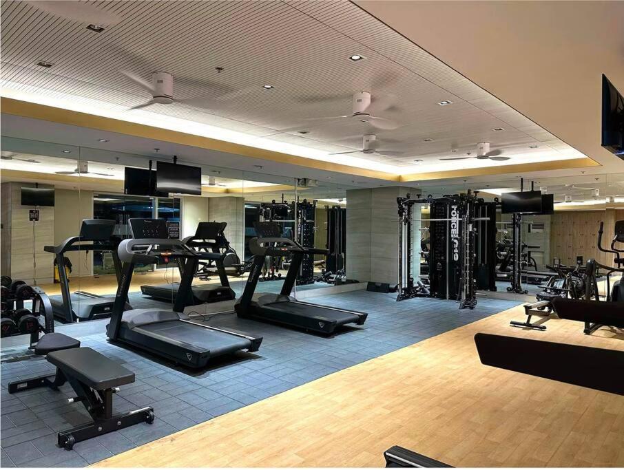 Cozy 2br Unit In Fame Residences, Mandaluyong Manila