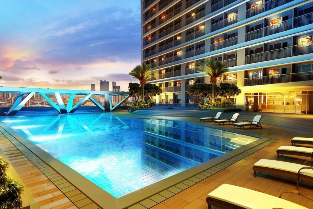 Cozy 2br Unit In Fame Residences, Mandaluyong Apartment