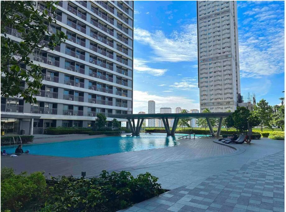 Apartment Cozy 2br Unit In Fame Residences, Mandaluyong *
