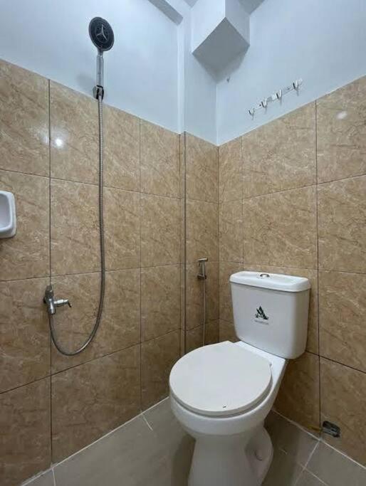 Lawton Residences 3j *