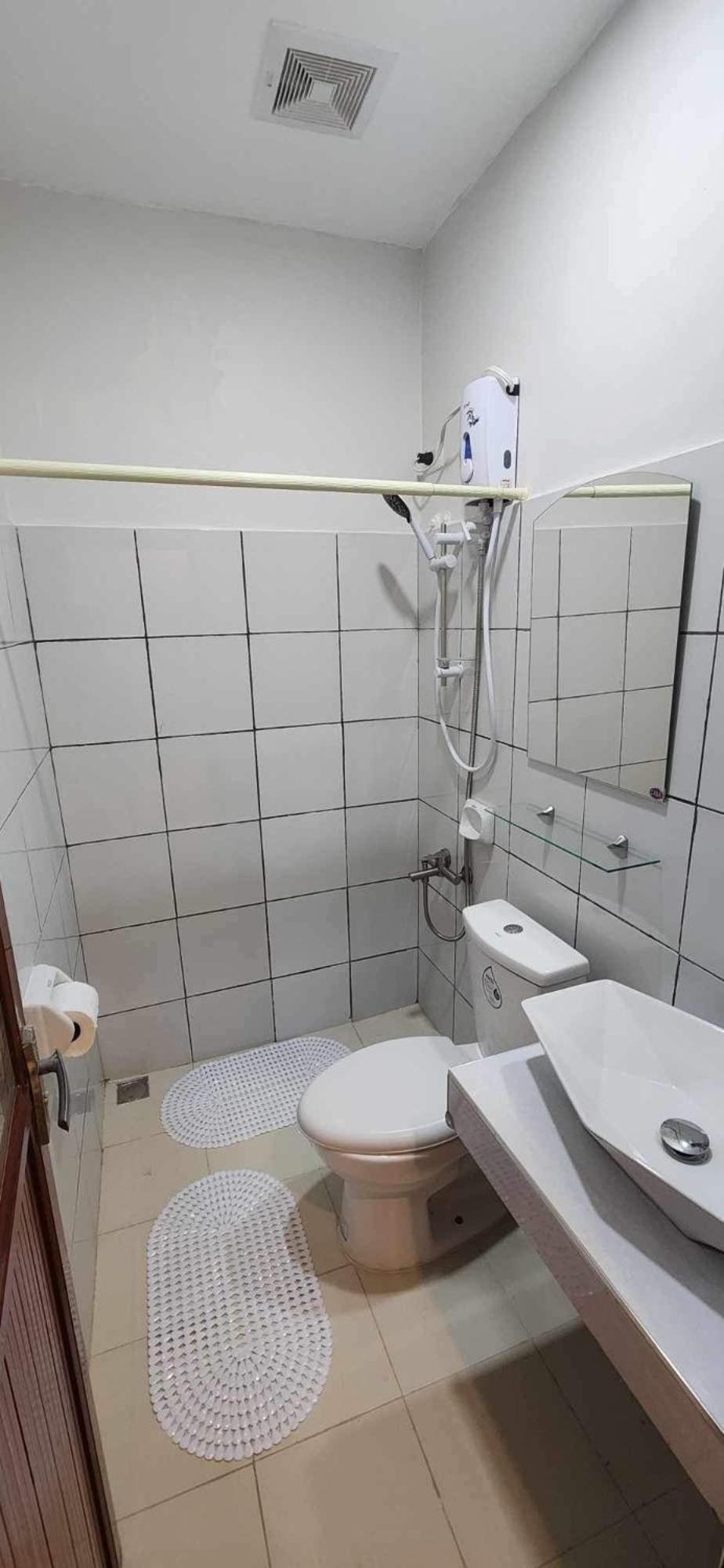 Apartment Kuya And Kambals 2 Bedroom 2 Bath