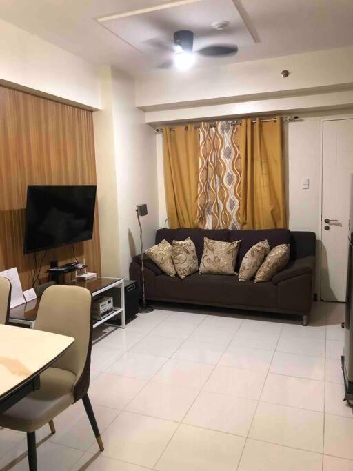 Selah Staycations Apartment Manila