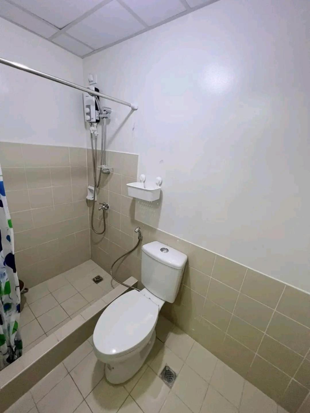 One Taft Residences Cityland Guest house