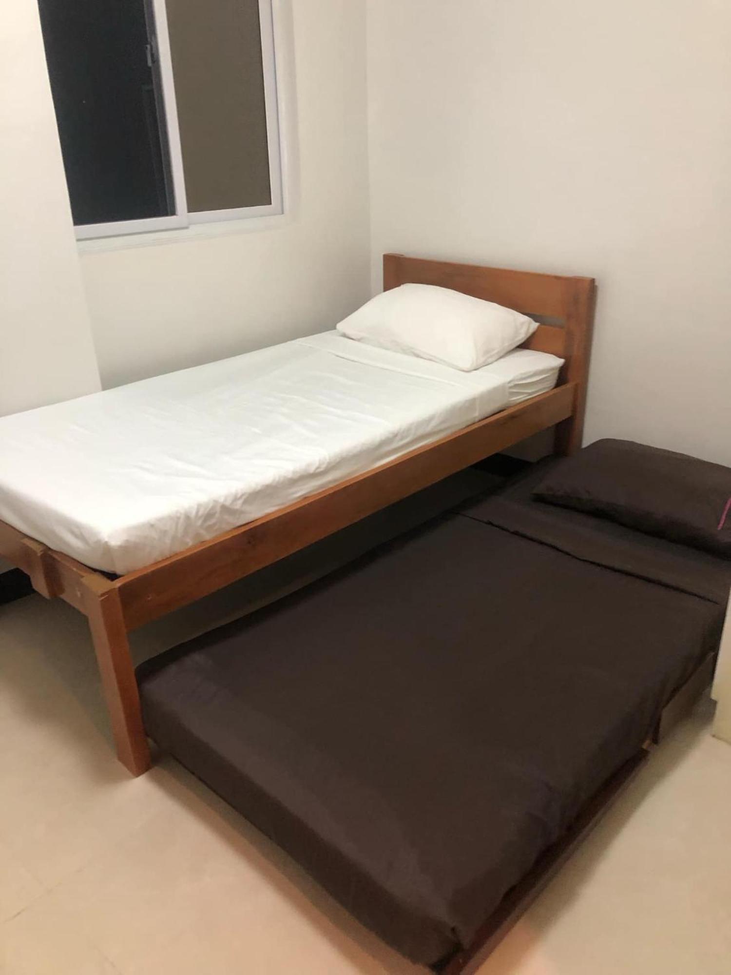Apartment Kuya And Kambals 2 Bedroom 2 Bath