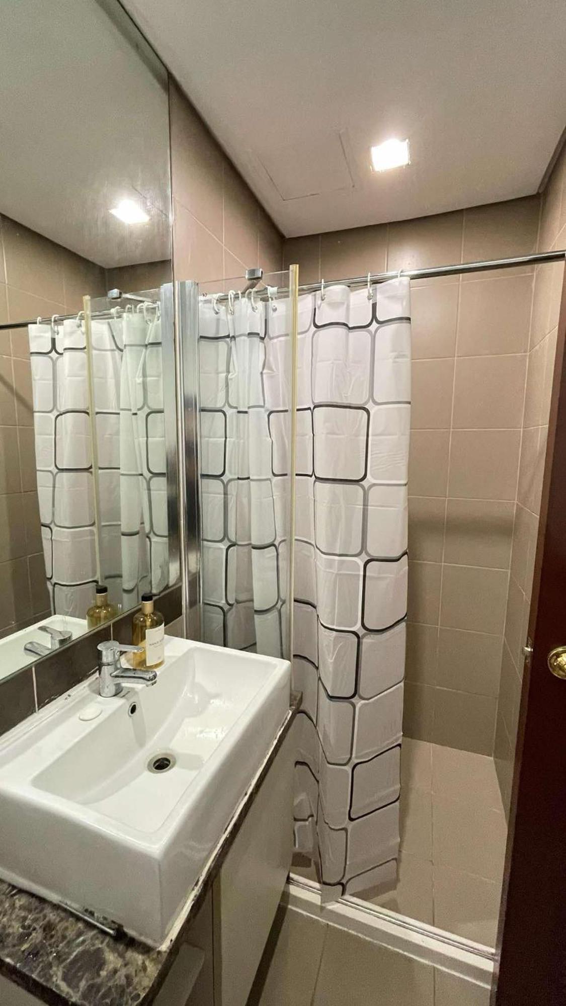 Admiral Baysuites *