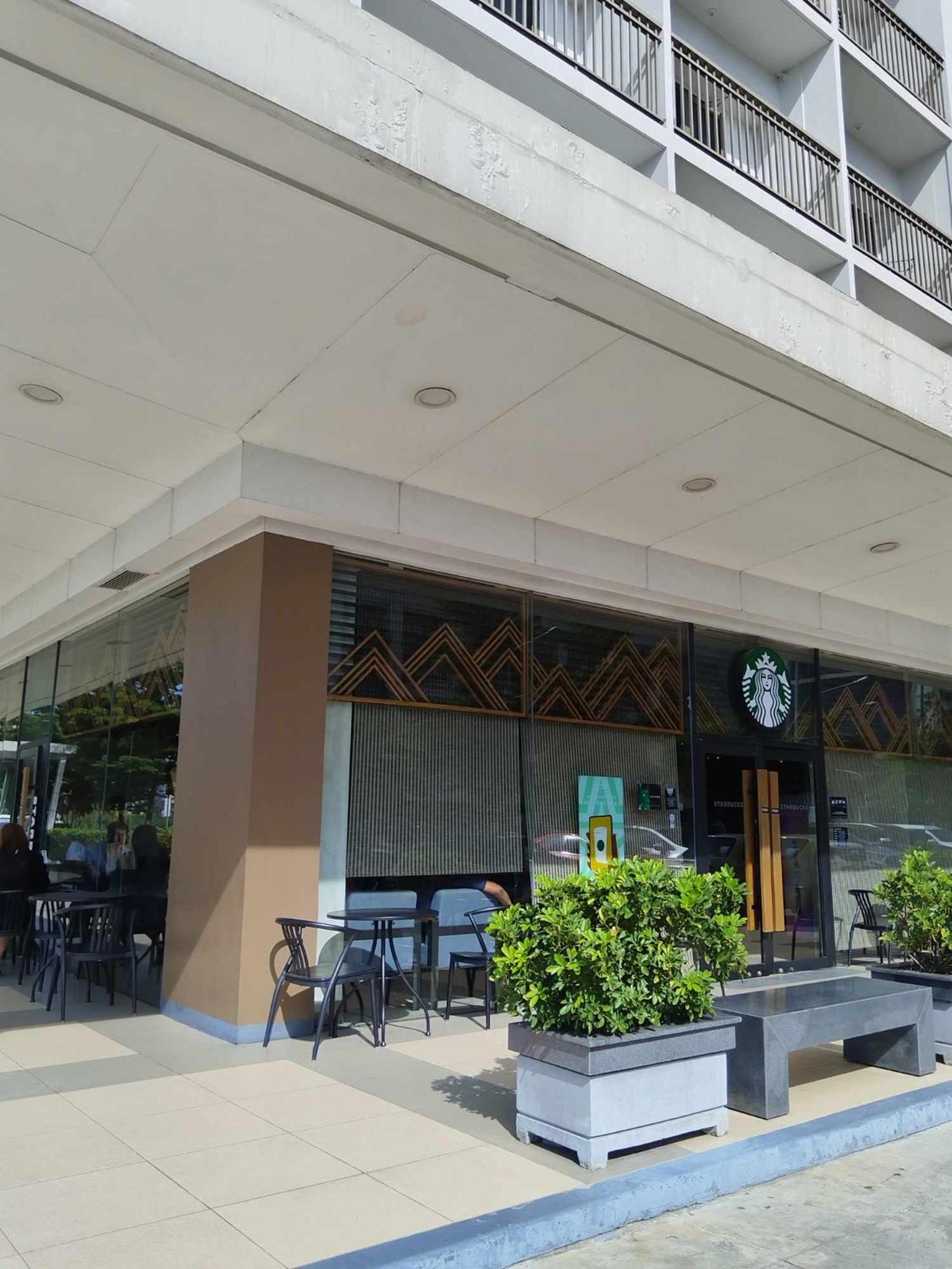 Pasay Shore Residences With One Bedroom With Balcony Apartment
