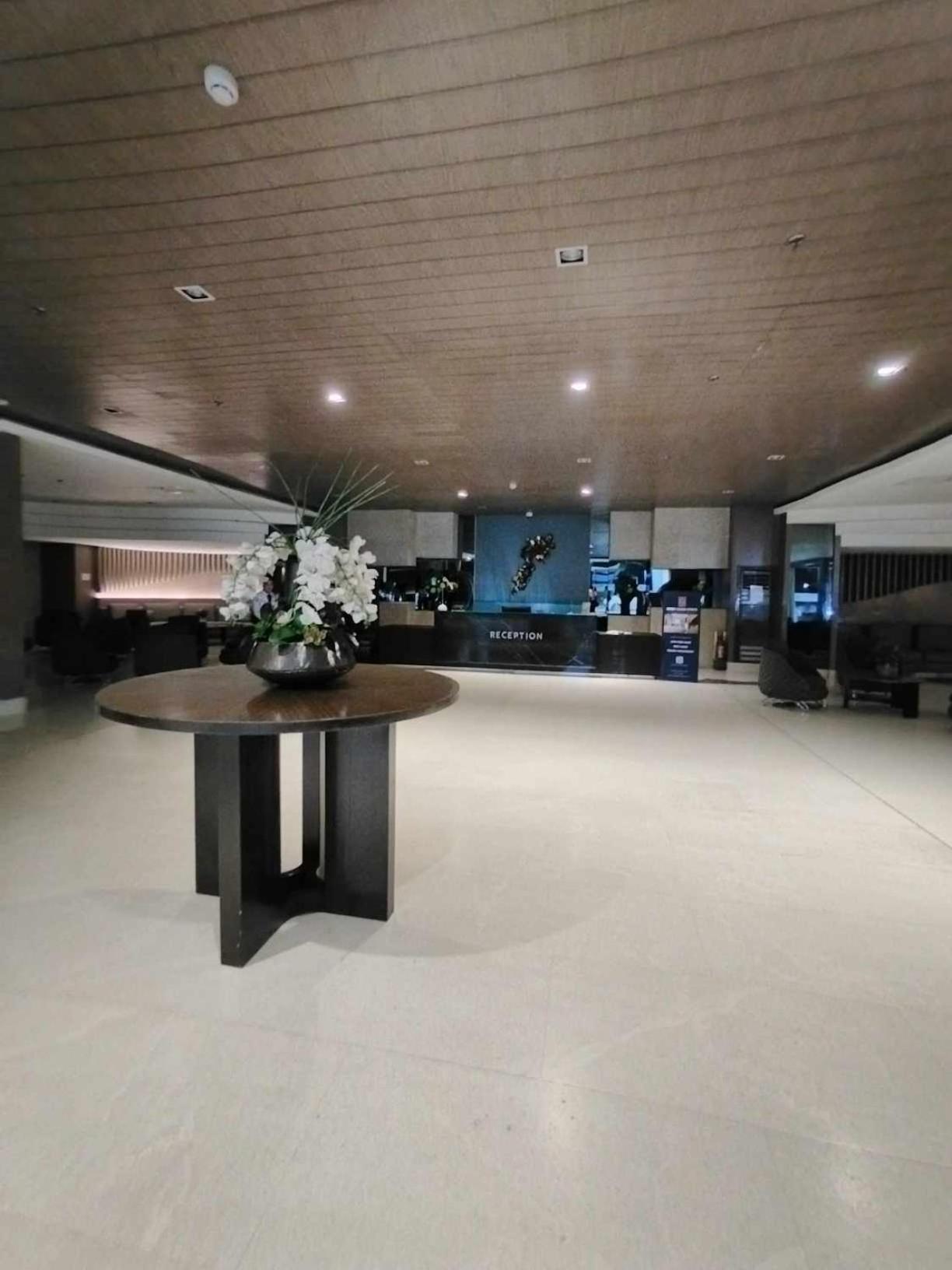 Pasay Shore Residences With One Bedroom With Balcony * Manila