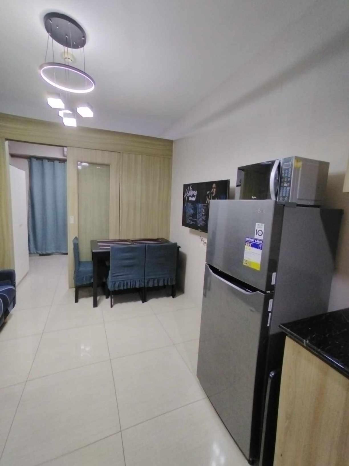 Pasay Shore Residences With One Bedroom With Balcony Apartment *