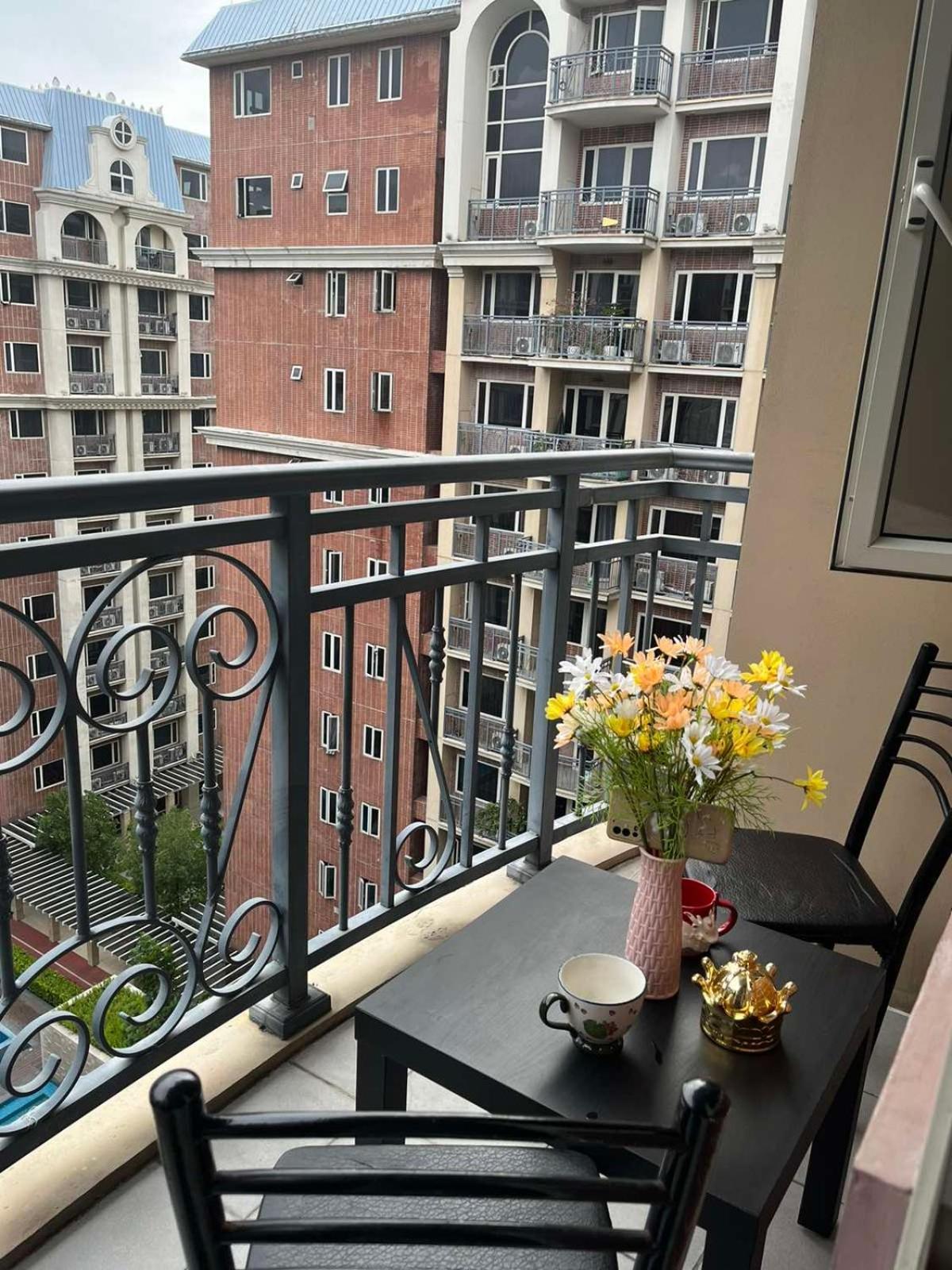 Apartment Cozy 1-br Retreat Near Moa Pool View