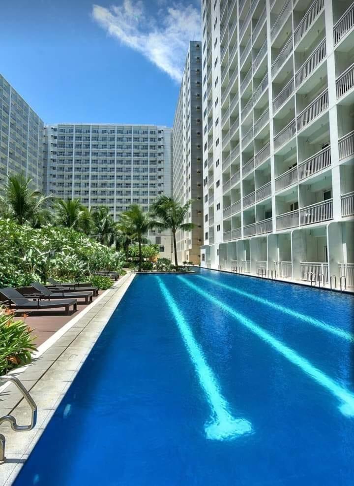 Shore 880 Staycation * Manila