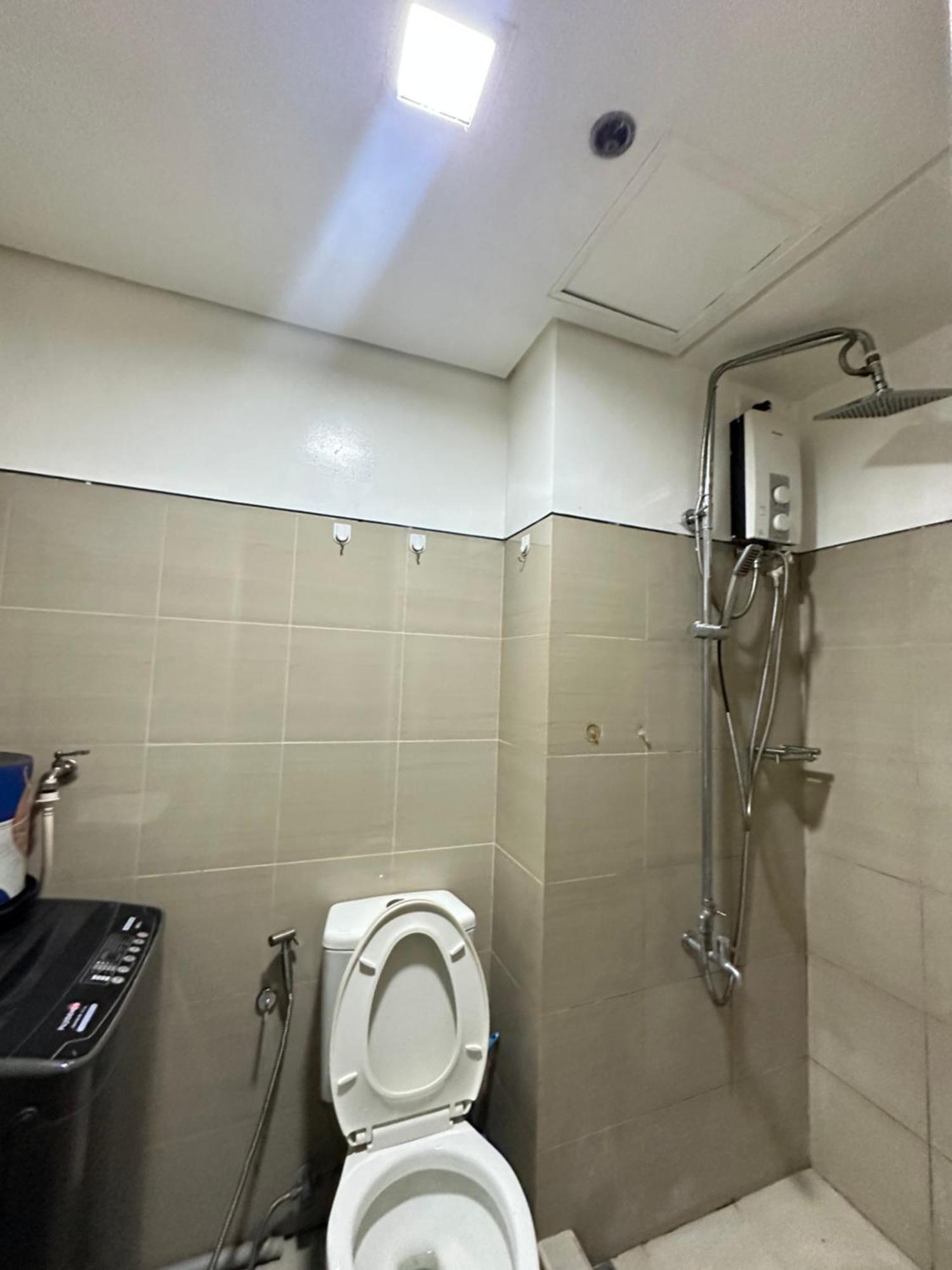 Shore 880 Staycation Apartment Manila